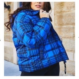 Juicy Couture Black Label blue plaid puffer coat size medium